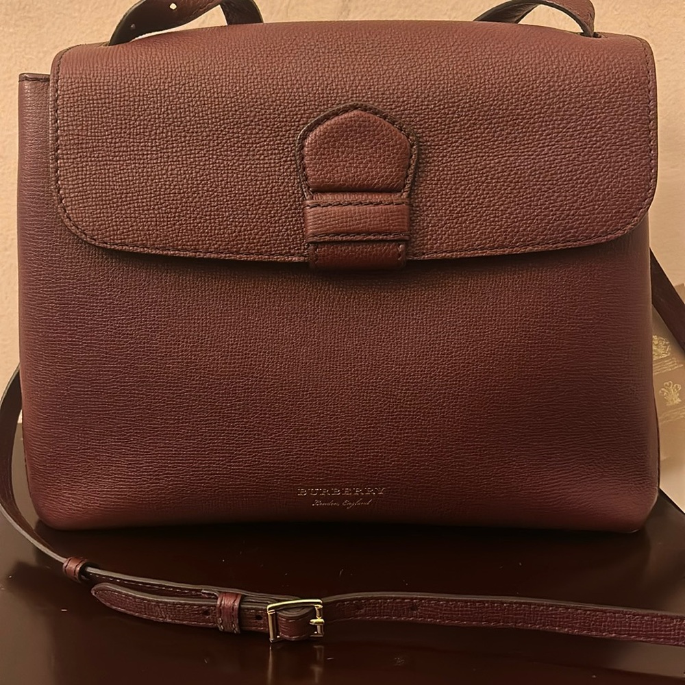 NWTGS Burberry Derby leather House Check medium Camberly tote - Picture 5 of 11